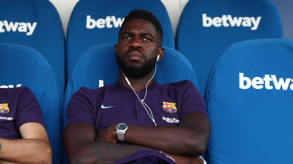 Samuel Umtiti - El defensa no tiene sitio tampoco en el equipo de Xavi Hernández y se sitúa en la rampa de salida del Barcelona para el mercado invernal. El francés podría haber encontrado una salida para enero. Según informa el periodista Rudy Galetti, el jugador es una de las opciones que baraja el AC Milan, tras la lesión de Simon Kjaer que le mantendrá fuera de los terrenos de juego durante seis meses.