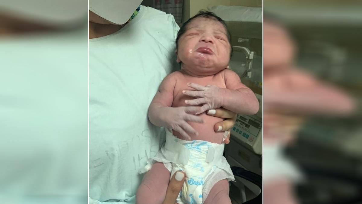 Dunia Yackelin, primera bebé en nacer en 2022 en el IHSS de Tegucigalpa