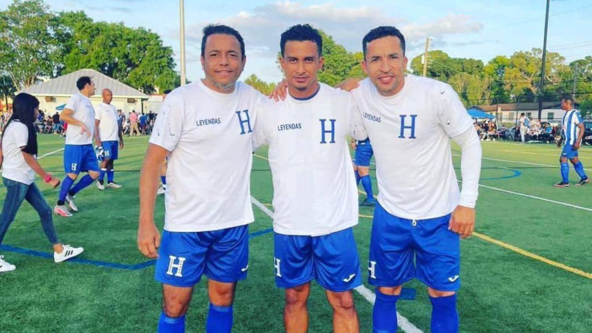 Dani Turcios también disfruta mucho de los viajes a Estados Unidos para jugar con las leyendas de la Selección de Honduras. Aquí se le puede ver con Mario Berrios e Iván Guerrero.