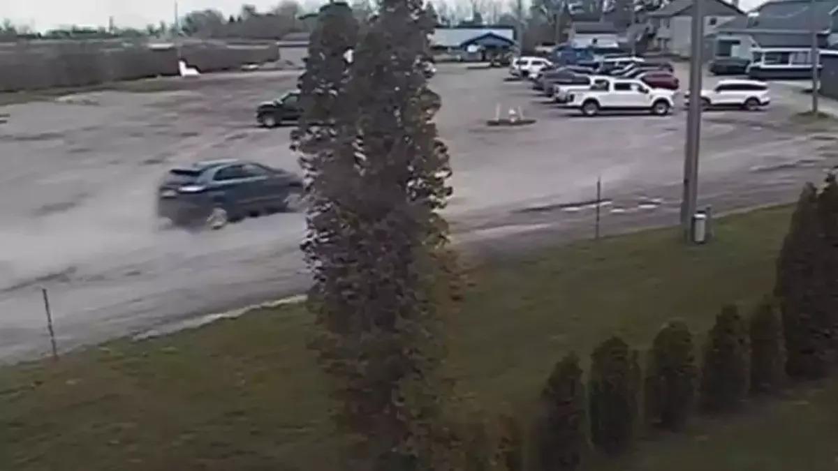 Mueren dos niños en EEUU por la embestida de un auto durante una fiesta de cumpleaños