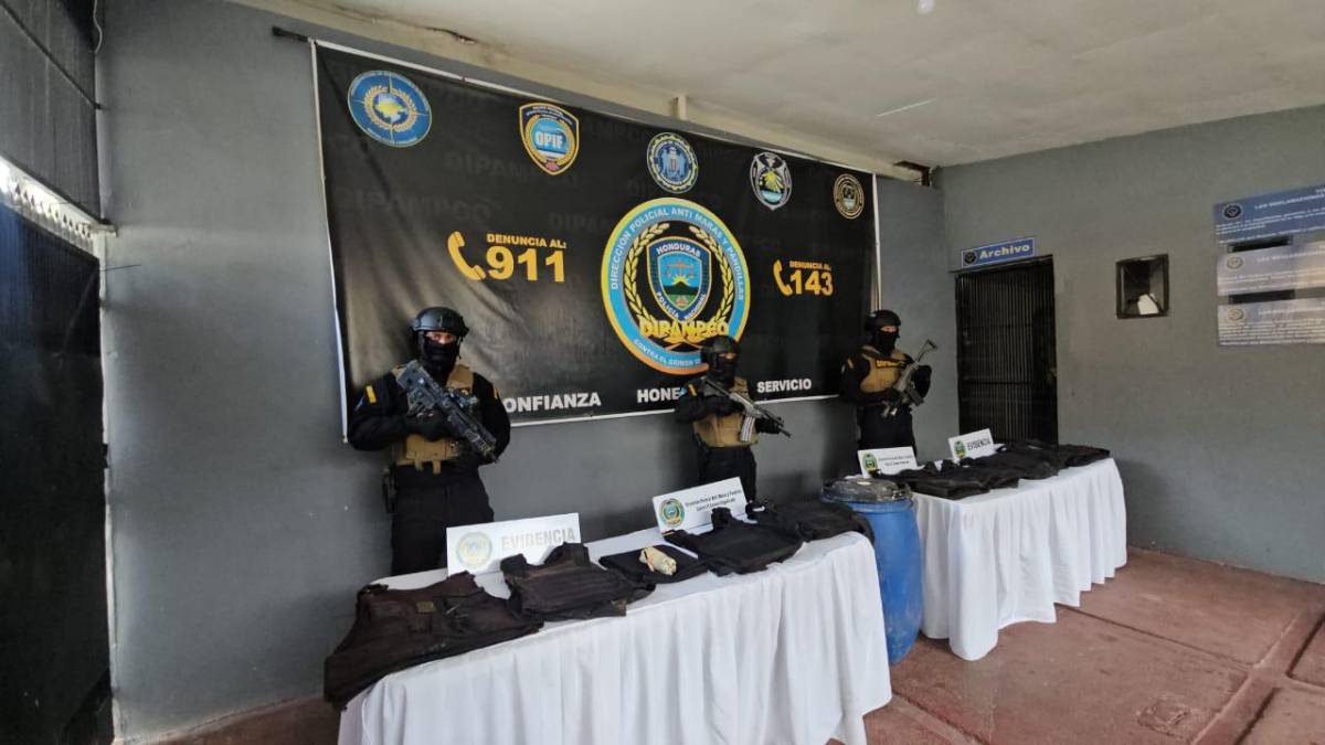 Altar satánico decomisado a la Pandilla 18 en Choloma