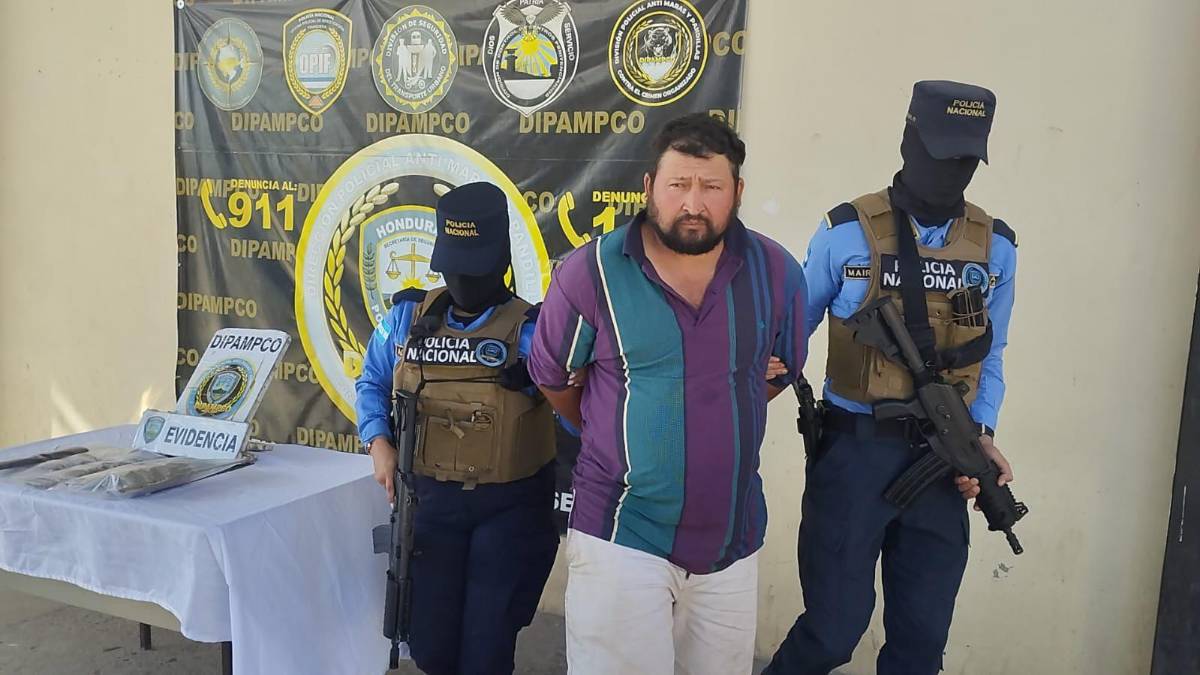 Capturan a el “Chiqui Riqui” y “La Gorda” de la Pandilla 18 por tráfico de drogas