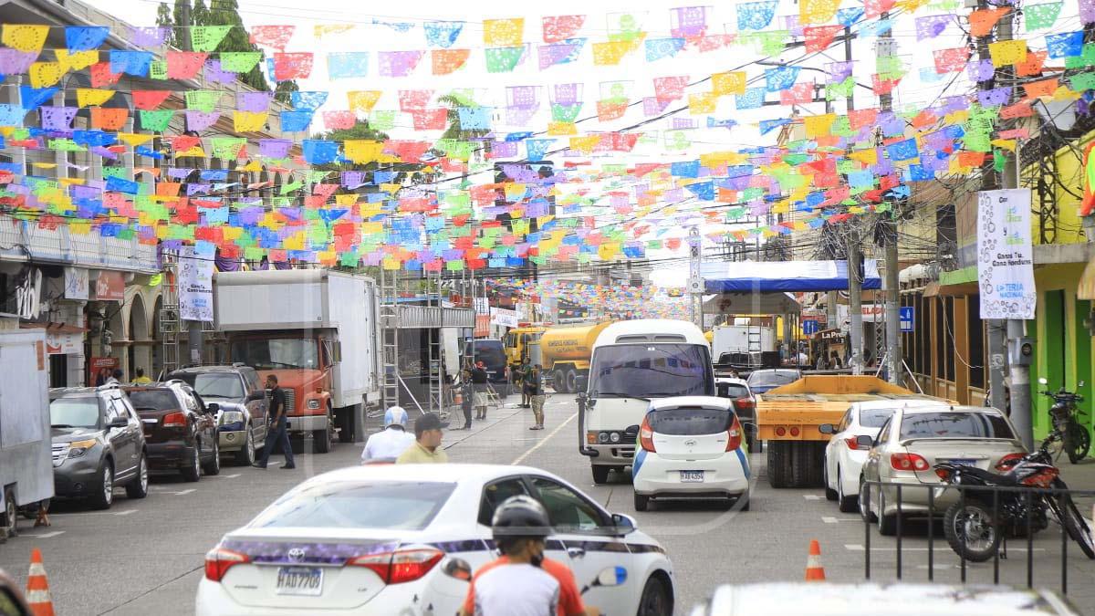 Continuará luego un recorrido de motocicletas y vehículos modificados que culminará a las 4:00 pm. 