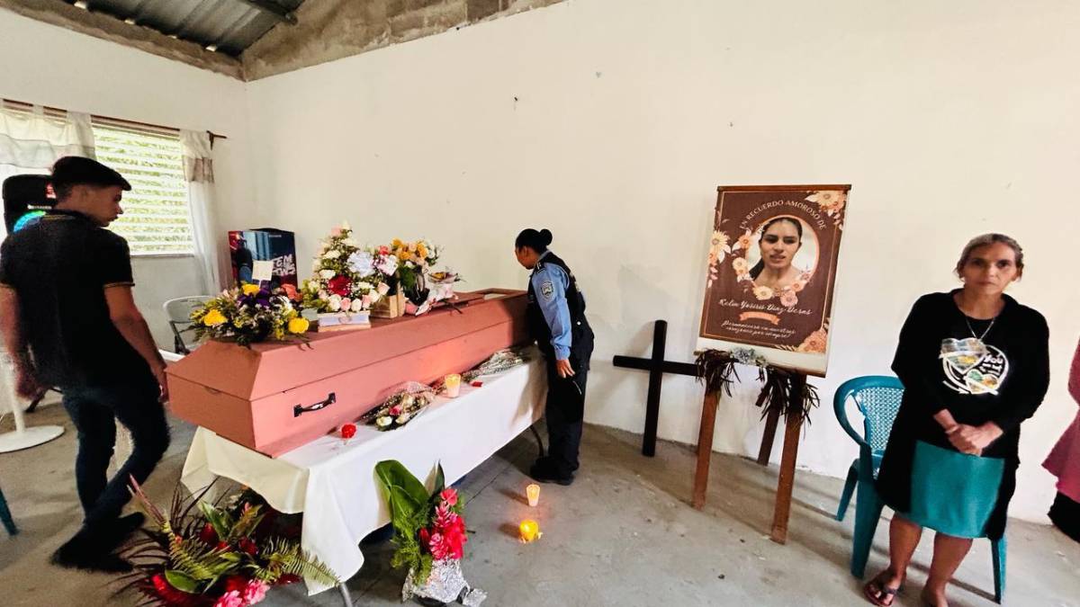 La joven Kelin Yosiris Díaz fue la última pasajera que abordó el bus, minutos después tuvo el accidente.