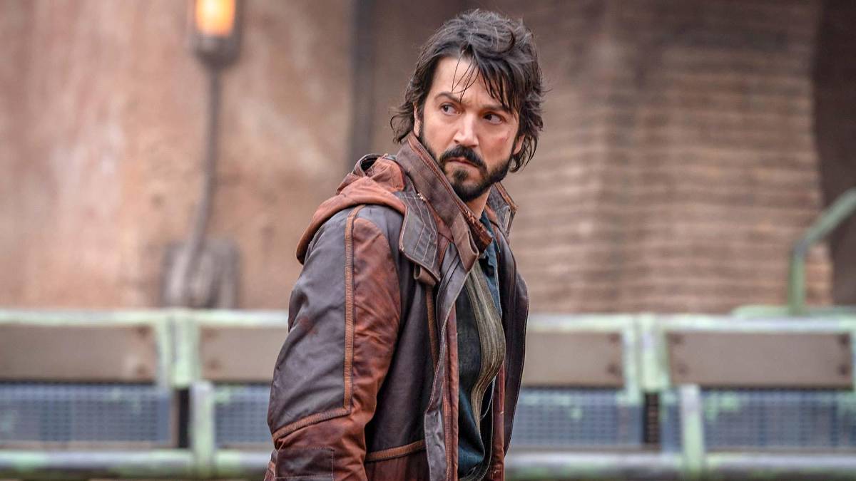 Luna personificado como Cassian Andor, un personaje que dio vida desde 2016 con la película “Rogue One”.