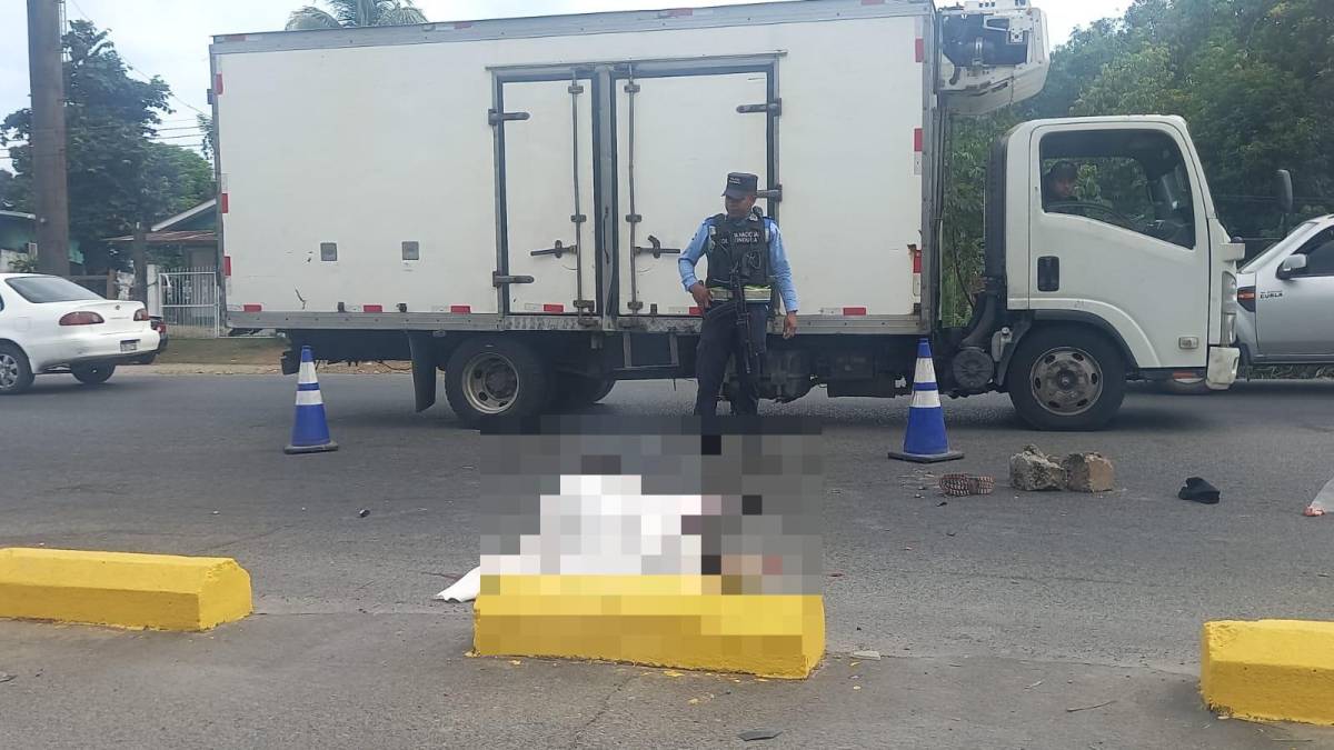 Motociclista muere tras atropellar a peatón en La Ceiba
