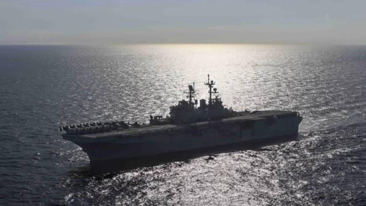 La flota de destructores que presiona a Nicolás Maduro en el Caribe