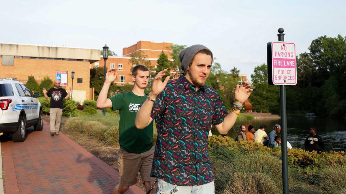 Nueva York revisará las redes sociales antes de otorgar licencia de armas