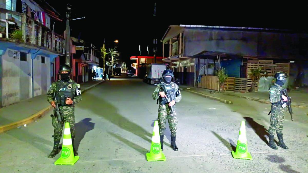 Clausuran el centro penal ceibeño y reubican reclusos