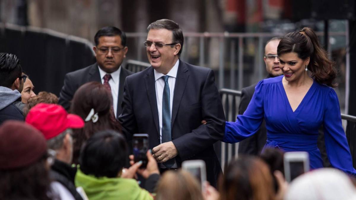 Hondureña se perfila como primera dama de México: ¿Quién es Rosalinda Bueso?