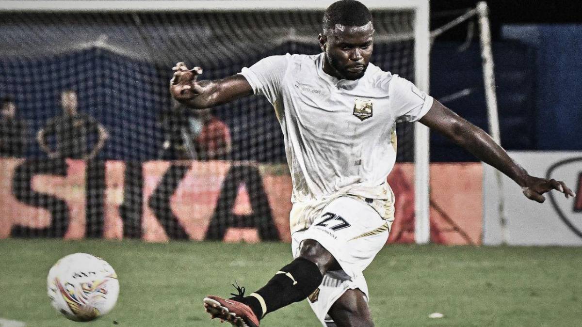 Elison Rivas viene de jugar en la primera división de Colombia.