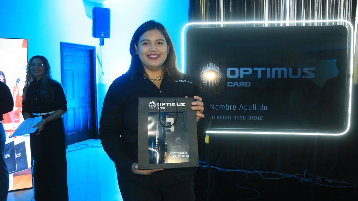 <b>Optimus Card</b> es nuestra tarjeta premium diseñada para sus clientes seleccionados, los titulares de la <b>Optimus Card</b> pueden acceder a beneficios exclusivos en una variedad de sectores comerciales.