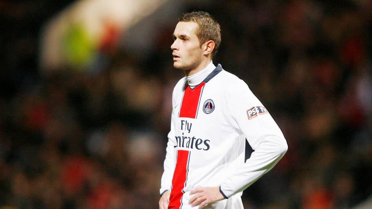 Jugó en Francia, brilló en el PSG y sorprende: ahora dirige un supermercado