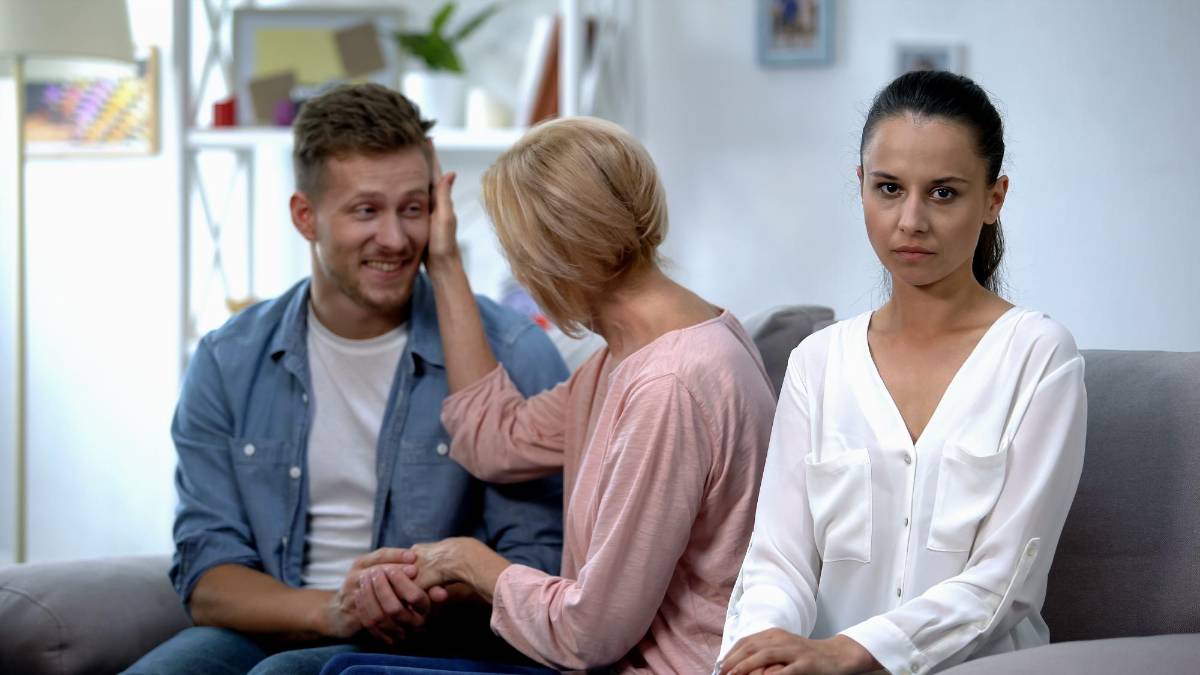 ¡Auxilio! Mi suegra se mete en nuestra relación