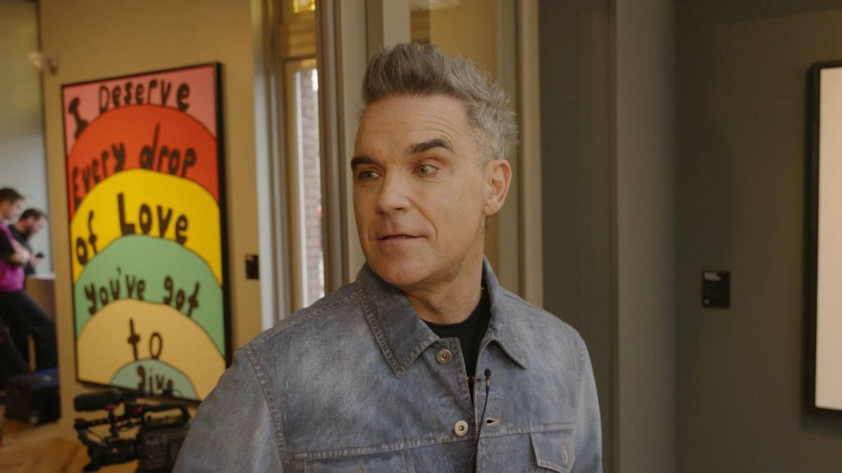 El cantante Robbie Williams expondrá 17 de sus obras en Barcelona