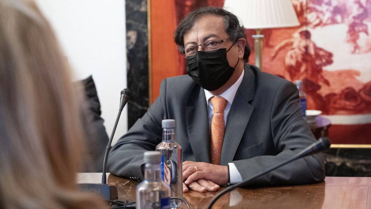 Gustavo Petro, el favorito para ganar las presidenciales de mayo en Colombia. (Foto: Twitter / Gustavo Petro)