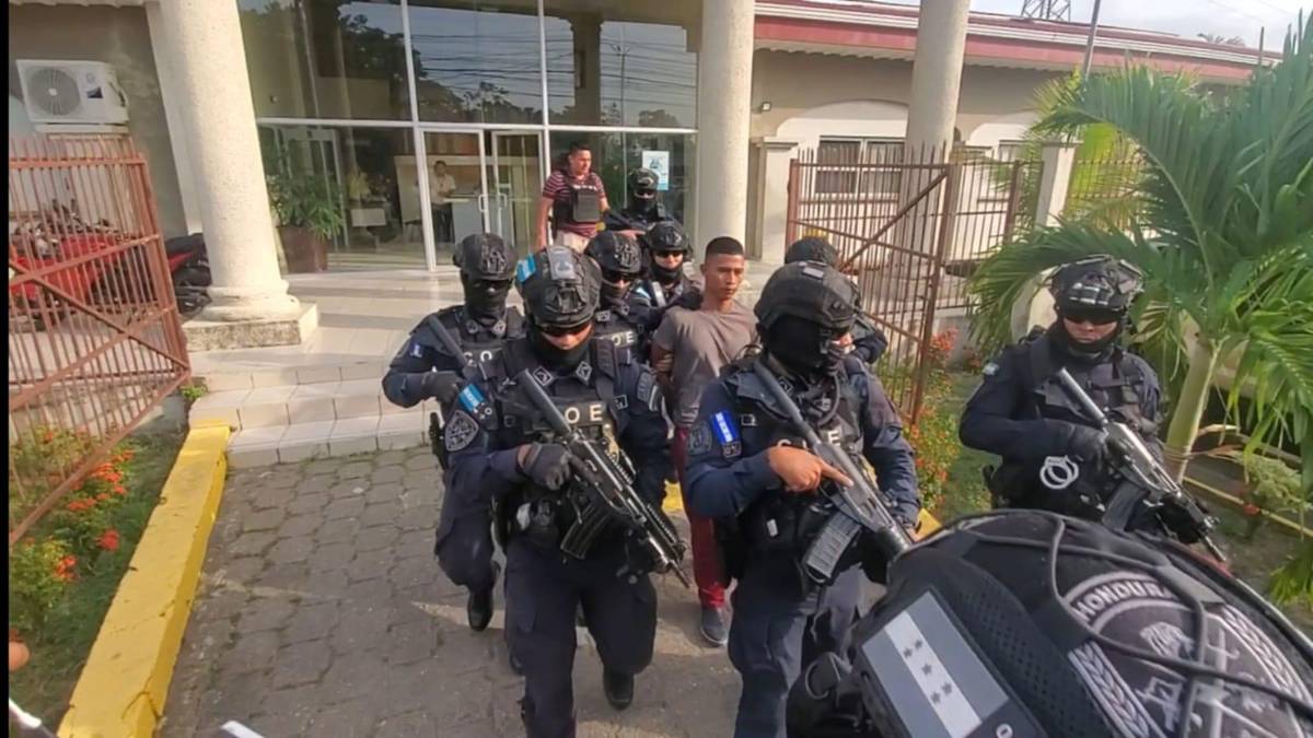 Gato Negro es acusado de dirigir ataque de falsos policías que dejó 20 muertos en Rigores
