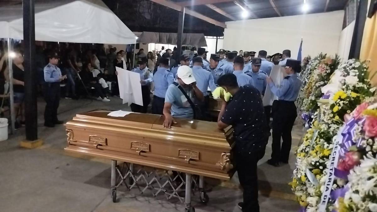 Mi hijo “cayó en una trampa”: padre del comisario Lester Amador asesinado en Corinto