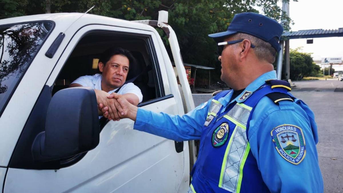 ¿Qué NO pueden hacer militares y policías en el 30-N y durante el proceso electoral?