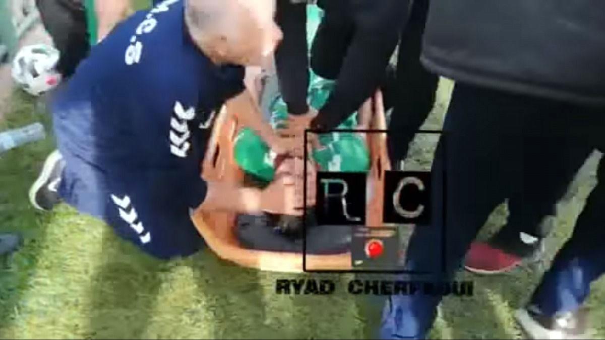 Los médicos intentaron reanimar al jugador Sofiane Loukar, pero no tuvieron éxito.