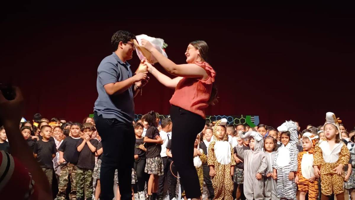 Talent show Grace Christian Academy: noche de música y de petición de matrimonio