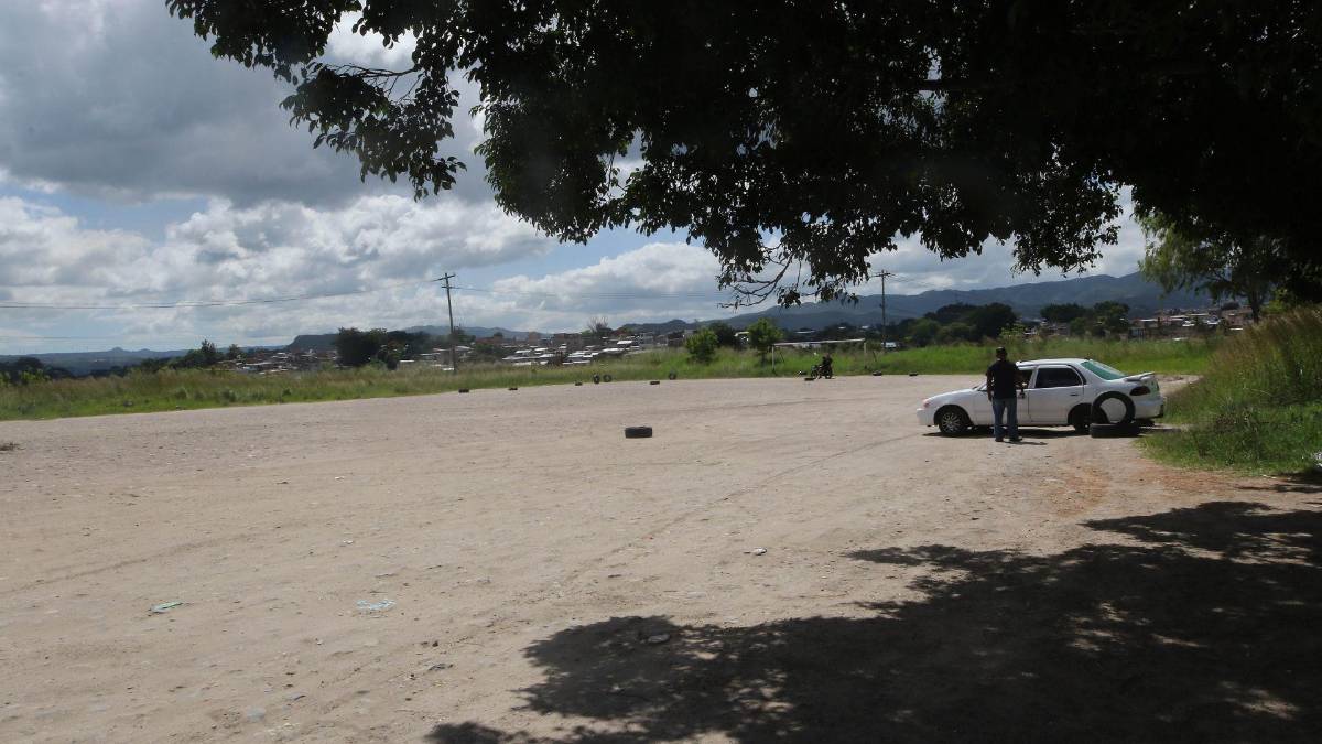“Prometieron ocho hospitales... y en dos ni siquiera pusieron la primera piedra”