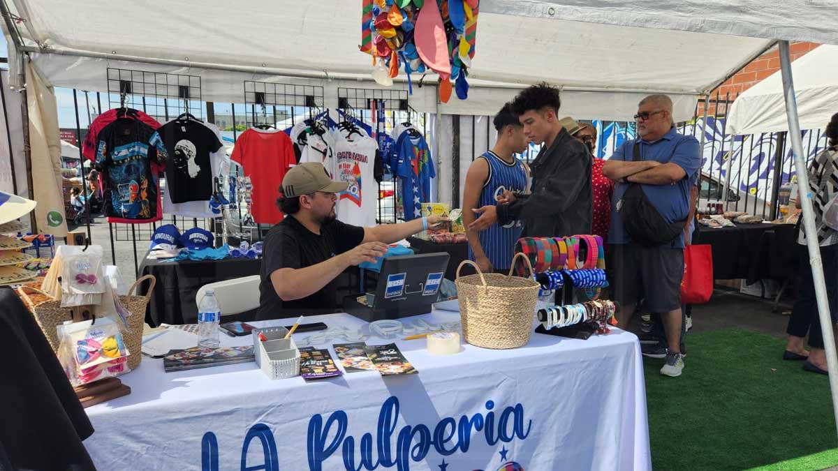 Emprendedores brillan en la “Expo Hondureña USA” en Los Ángeles
