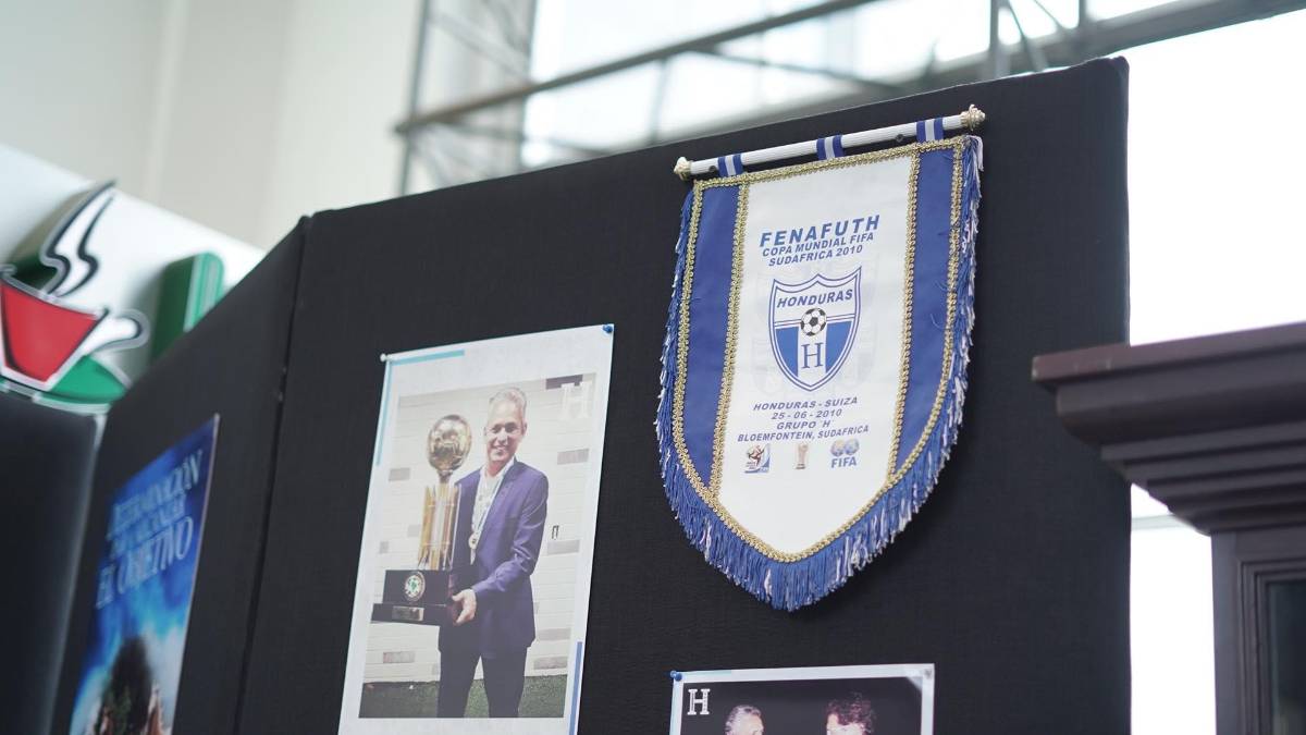 En la presentación de Reinaldo Rueda han tenido el bonito gesto de recordar a Reinaldo Rueda y su clasificación al Mundial 2010.