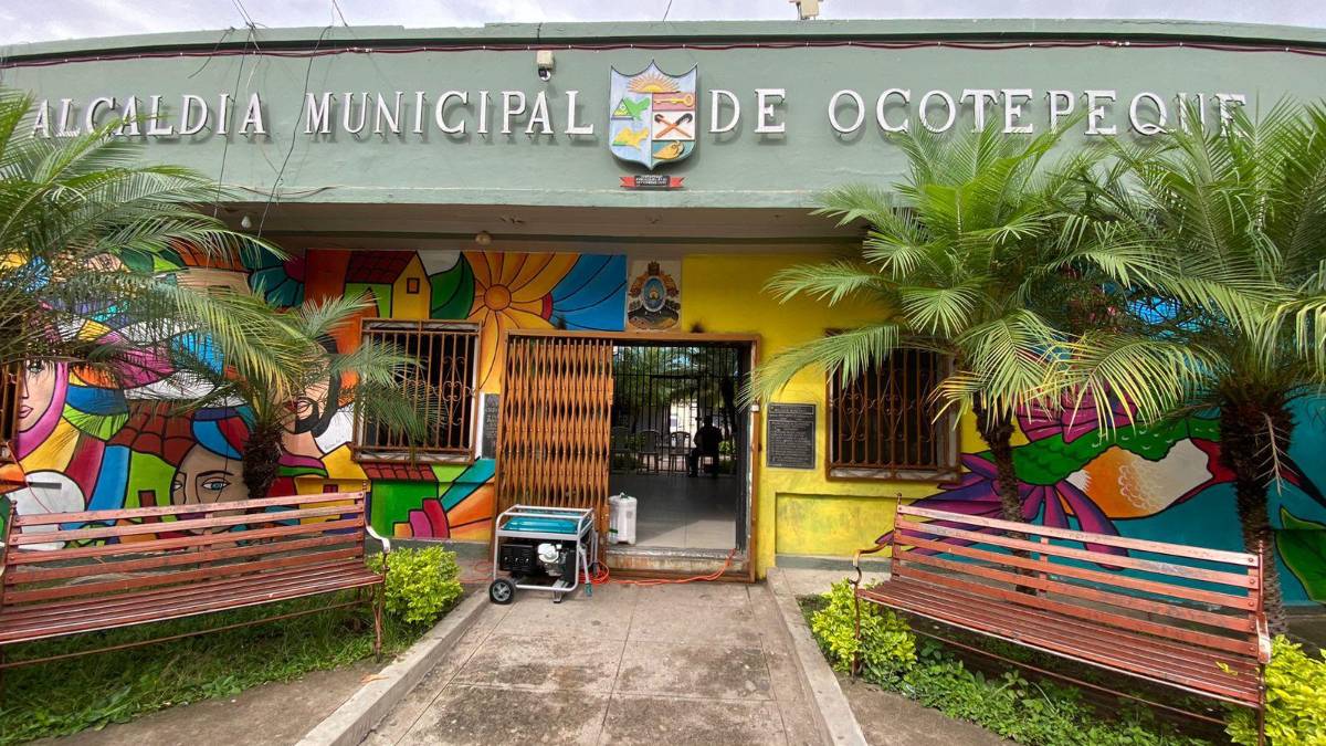 También el edificio municipal está sin energía eléctrica.