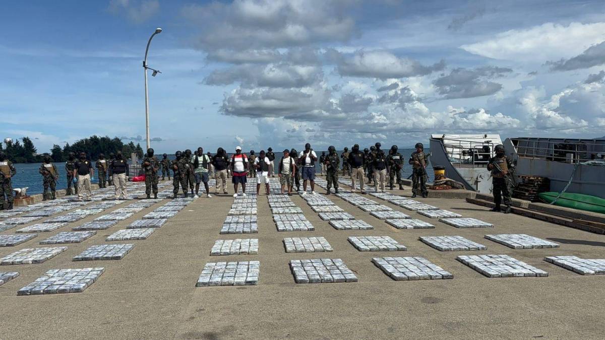 Detención judicial a cinco colombianos capturados con 3,993 kilos