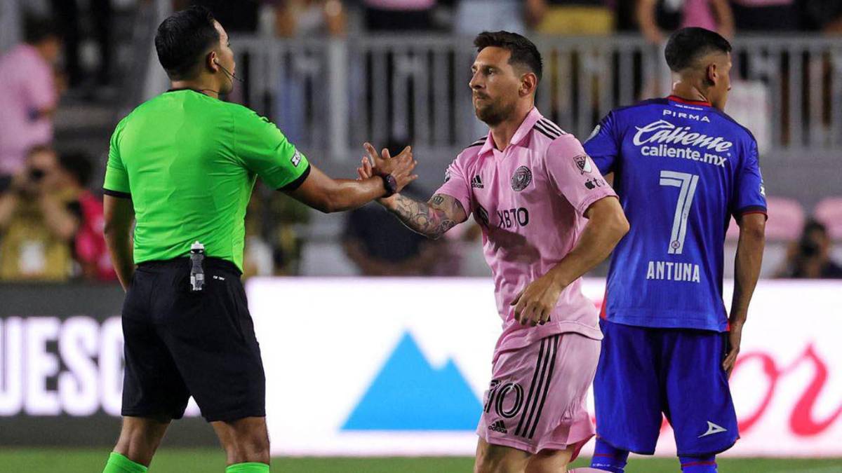 Said estuvo como árbitro central en el estreno de Messi con el Inter Miami.