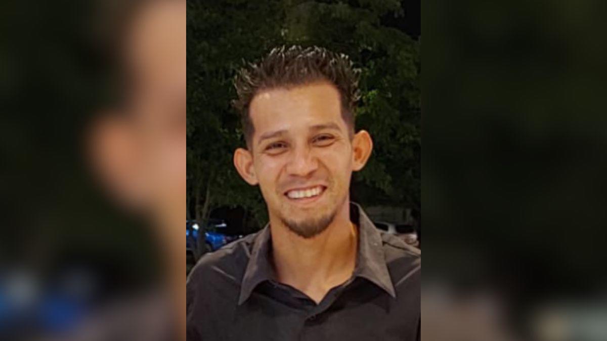 Ultiman a mecánico cuando viajaba en su bicicleta