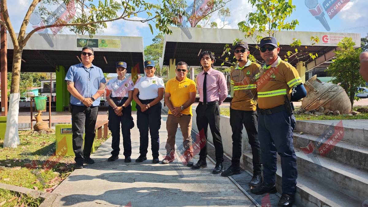 Así presumía su vandalismo joven que fue entregado por su papá a un juez de Copán (fotos)