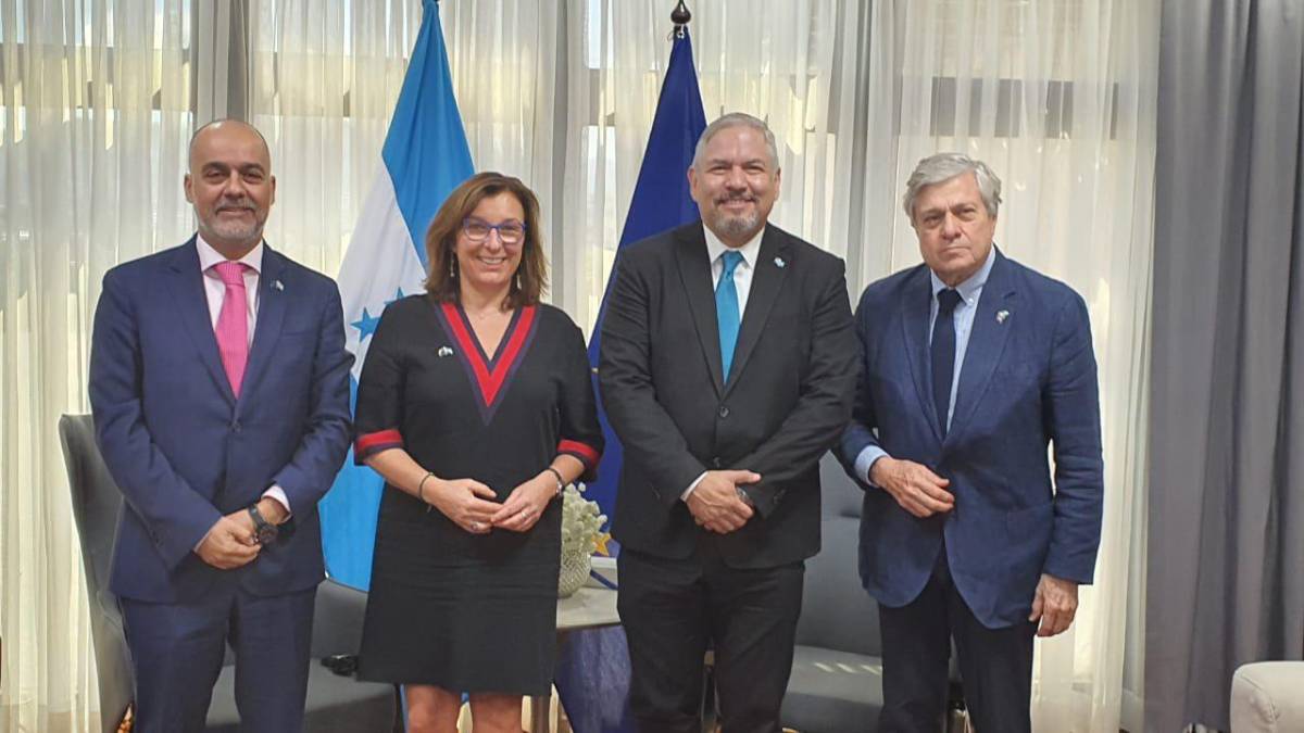 Delegación de eurodiputados se reúne con representantes del Gobierno de Honduras