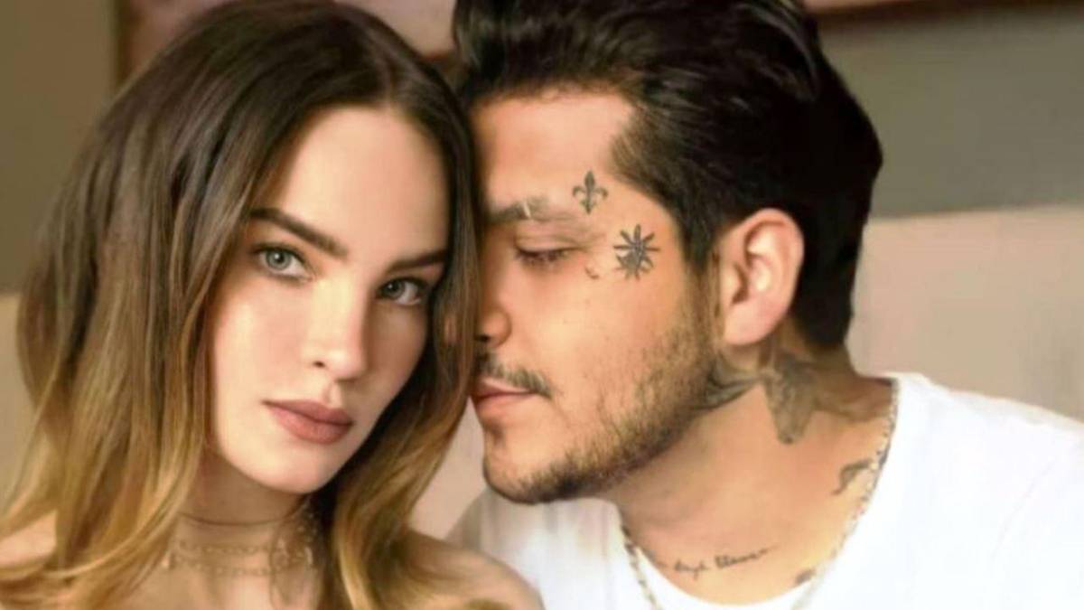 Belinda se borra el tatuaje que se hizo en honor a su ex Christian Nodal