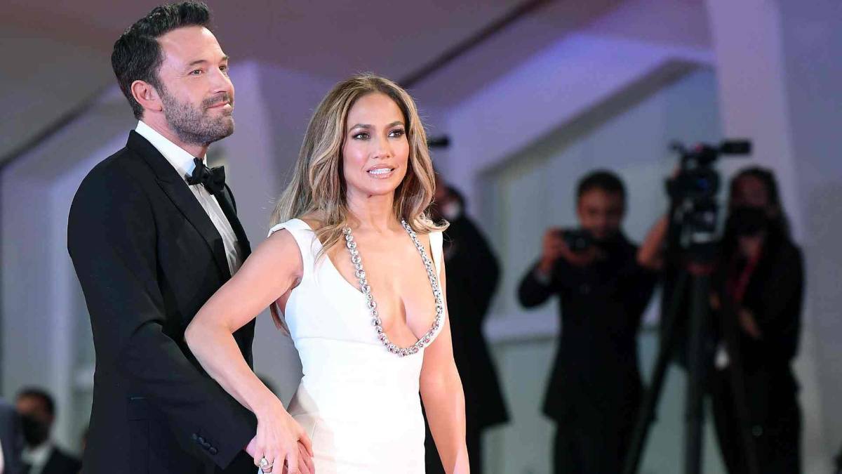 JLo asegura que ya aprendió a ser feliz sola, sin una pareja a su lado