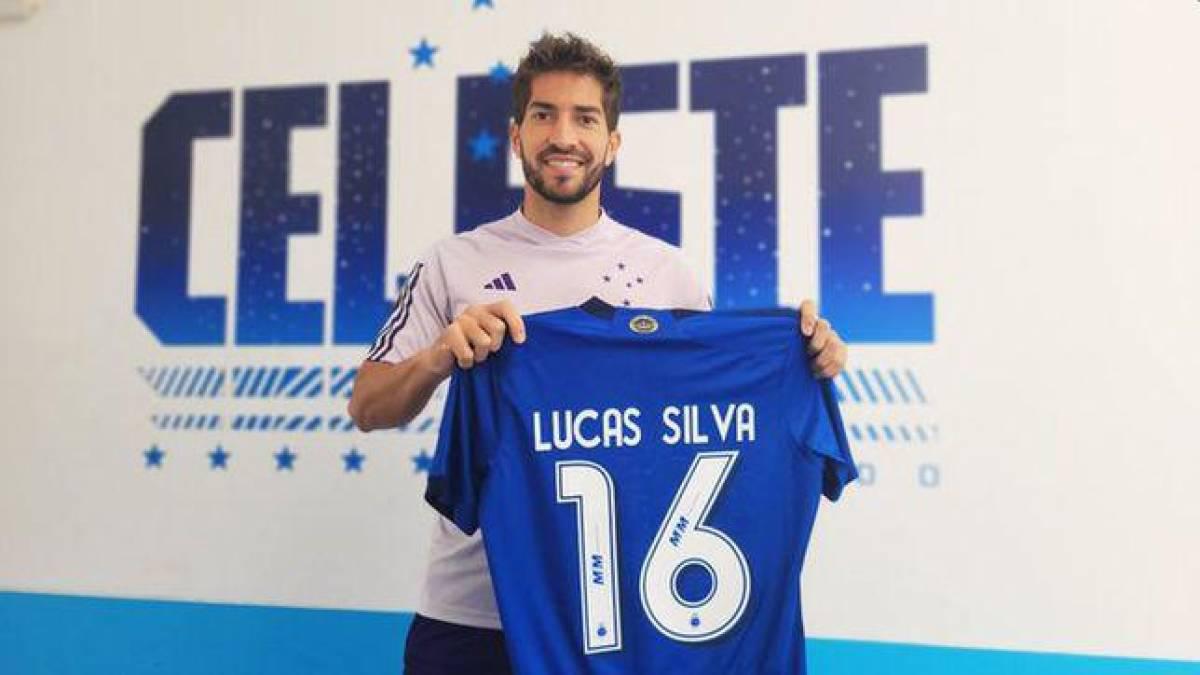 OFICIAL: El brasileño Lucas Silva regresa a Cruzeiro para jugar su tercera etapa en el club con el que ganó dos ligas antes de fichar por el Real Madrid.