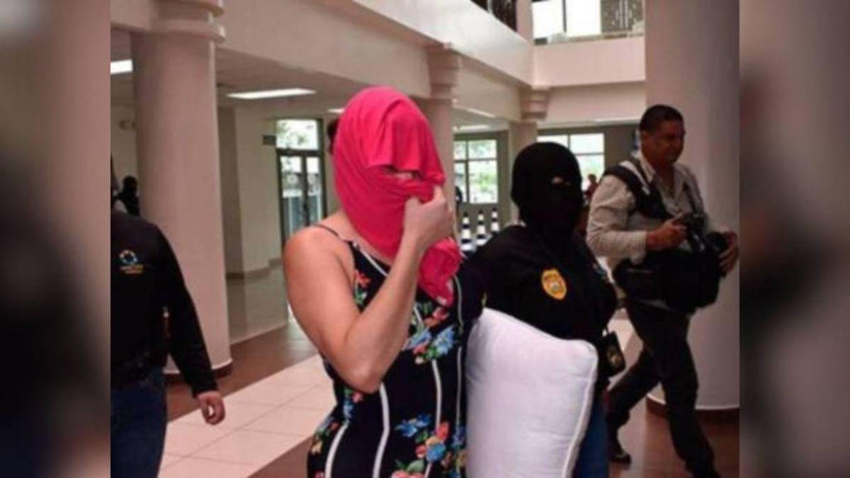 ¿Quién era Erika Bandy, la esposa de Magdaleno, narco que vinculó a JOH con narcolibretas?