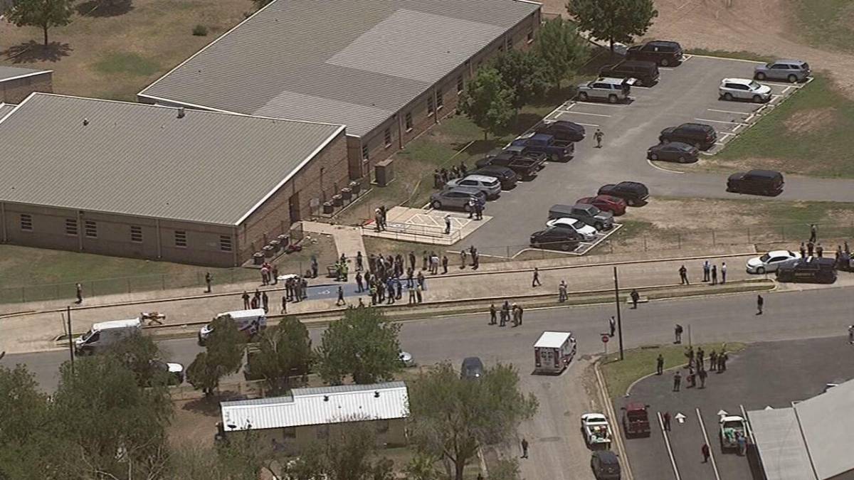 El tiroteo de Uvalde (Texas), entre los más mortíferos en escuelas de EEUU