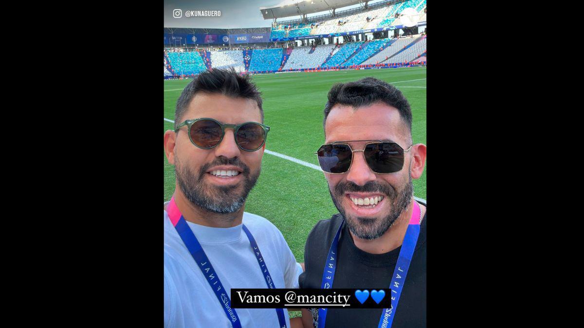 Tévez se reencontró con su compatriota Sergio “Kun” Agüero en el hermoso césped del estadio Olímpico Atatürkque de Estambul.