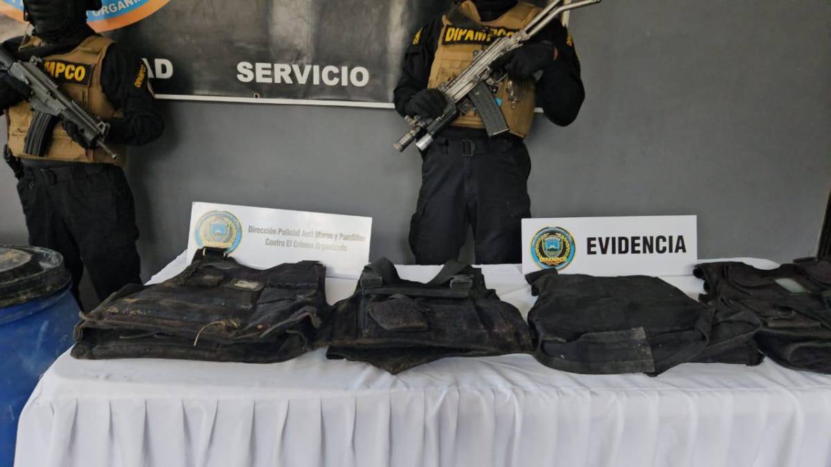 Altar satánico decomisado a la Pandilla 18 en Choloma