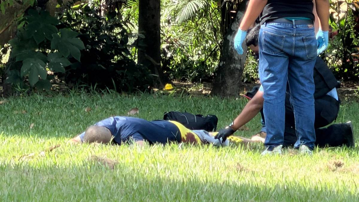 En fotos: Acribillan a dos supuestos miembros de la banda Los Grillos en El Porvenir