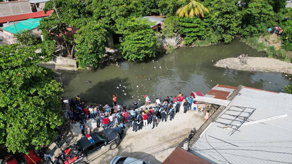 ¿Quién era Kevin Pérez, el héroe policial que murió ahogado rescatando a niños en SPS?