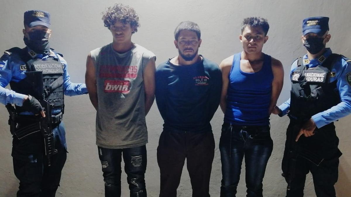Capturan a tres hombre por tráfico de droga y portación ilegal de armas en Comayagua