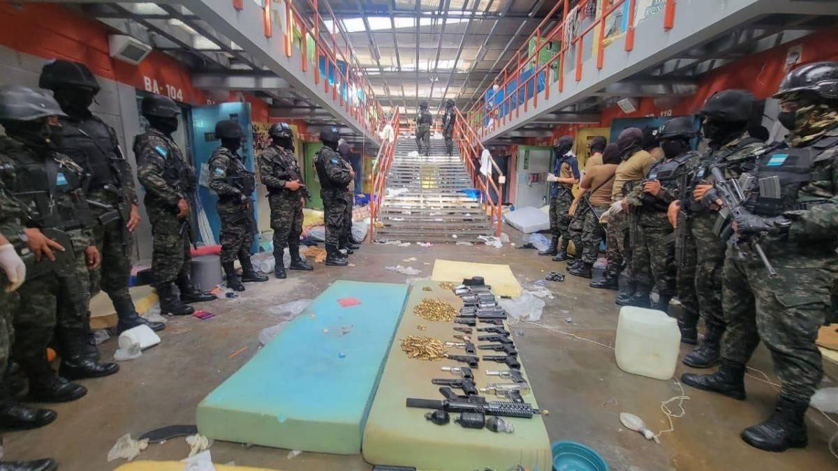 Policía Militar halla wifi, plantación de droga y granadas en cárcel