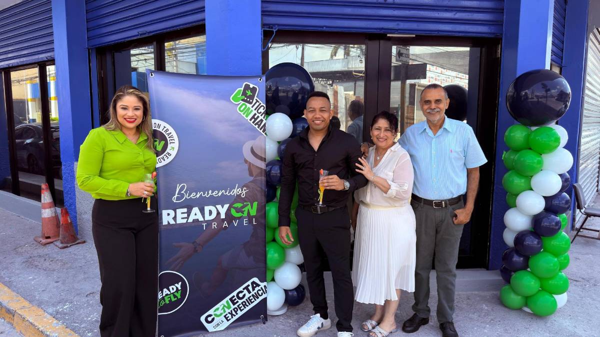 Brindis inaugural de Ready On Travel