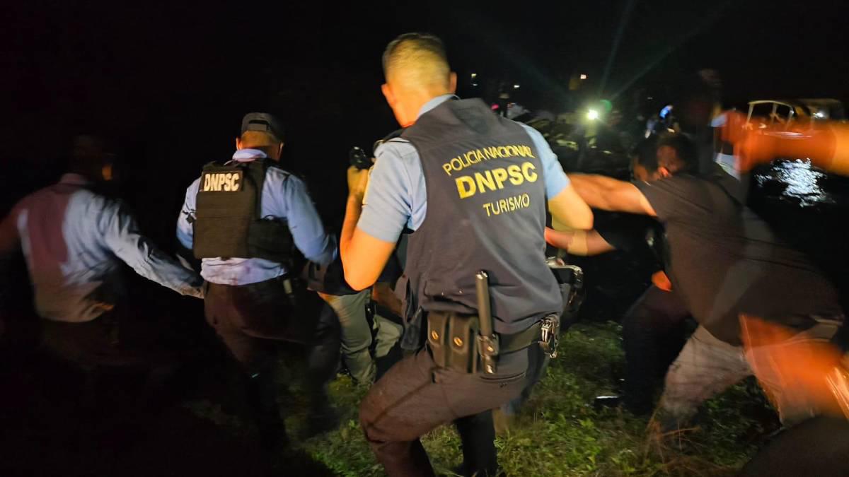 Voy con miedo, está todo oscuro: sobreviviente revela últimos segundos del accidente en Roatán