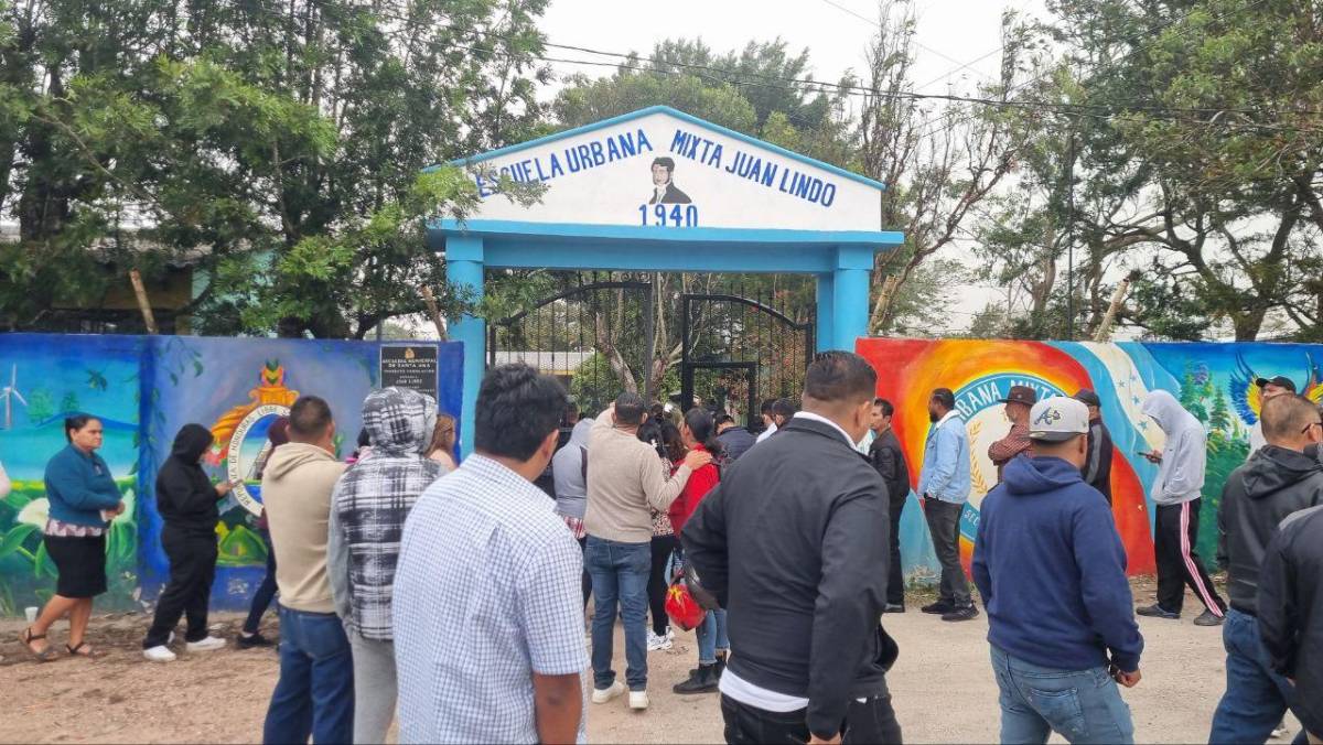 Elecciones Honduras 2025: largas filas, retrasos y afluencia de personas