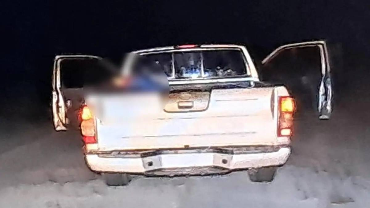 Pareja es asesinada en carro prestado en Nacacome; cuatro niños sobreviven de milagro