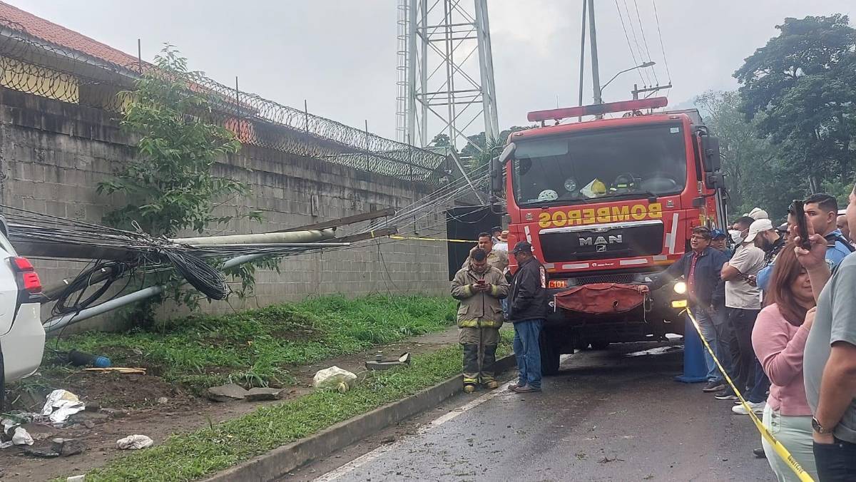 Madrugada mortal: violento impacto deja a ingeniero muerto y atrapado entre el hierro